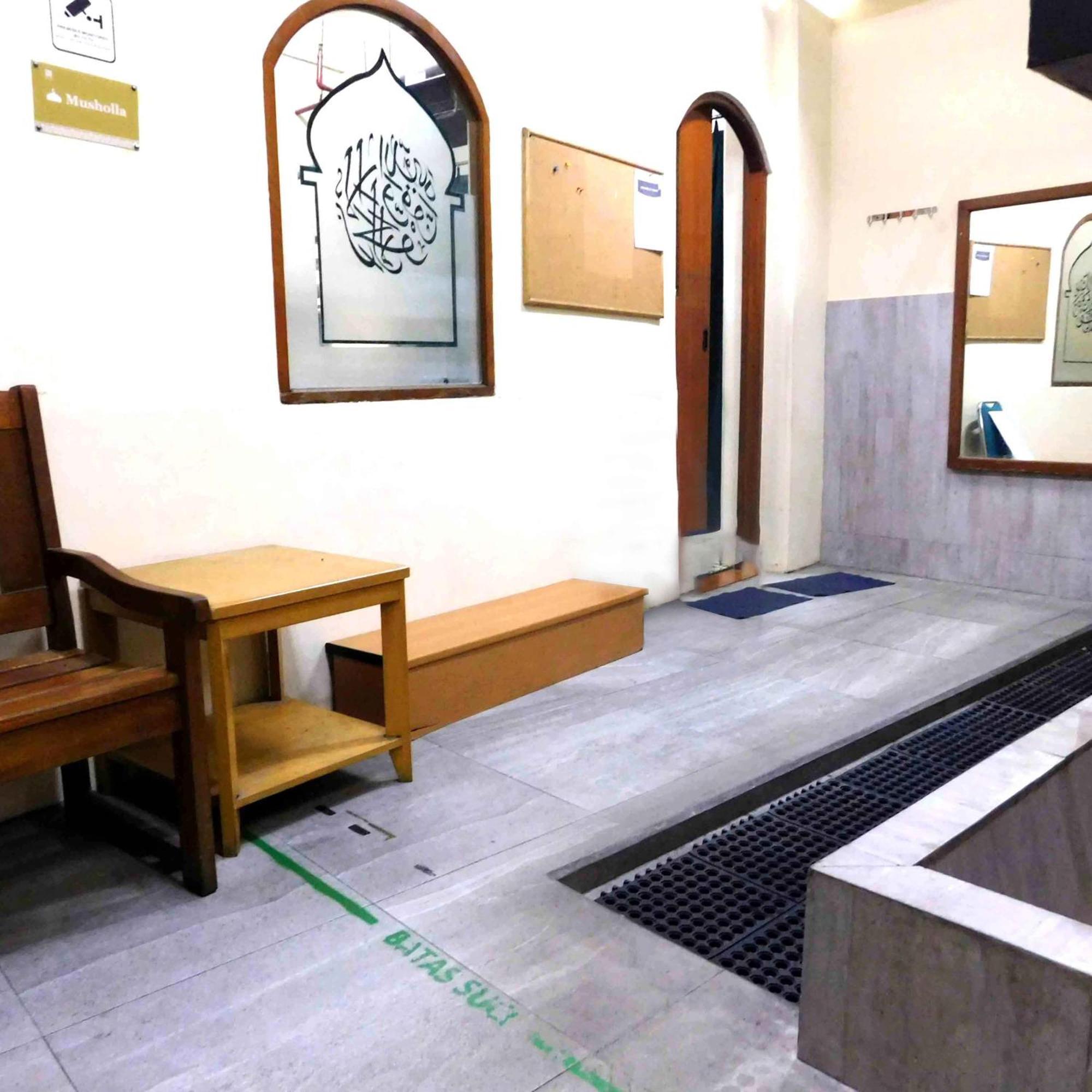 Tamarin Hotel Jakarta Manage By Vib Hospitality Management Экстерьер фото