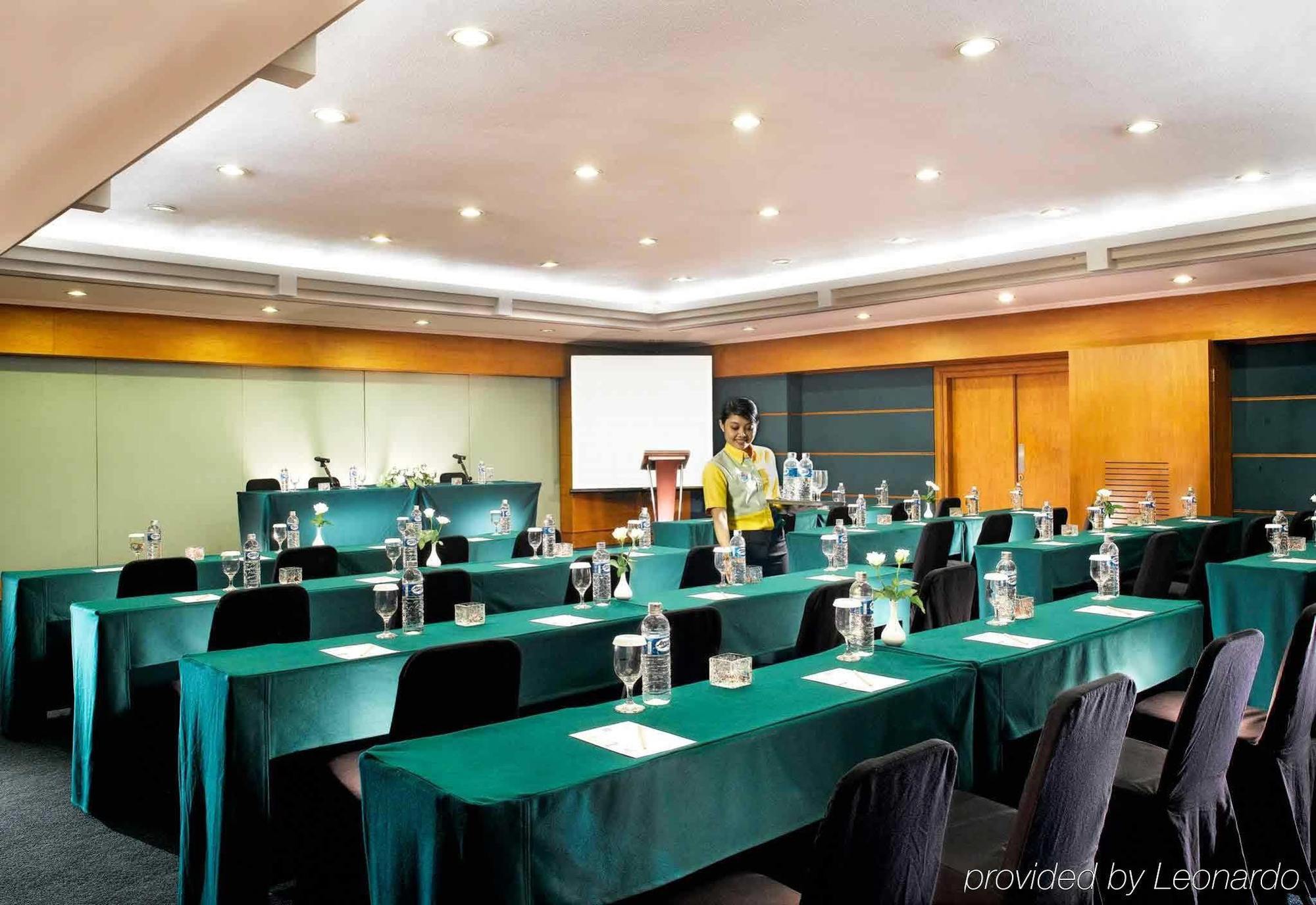 Tamarin Hotel Jakarta Manage By Vib Hospitality Management Удобства фото